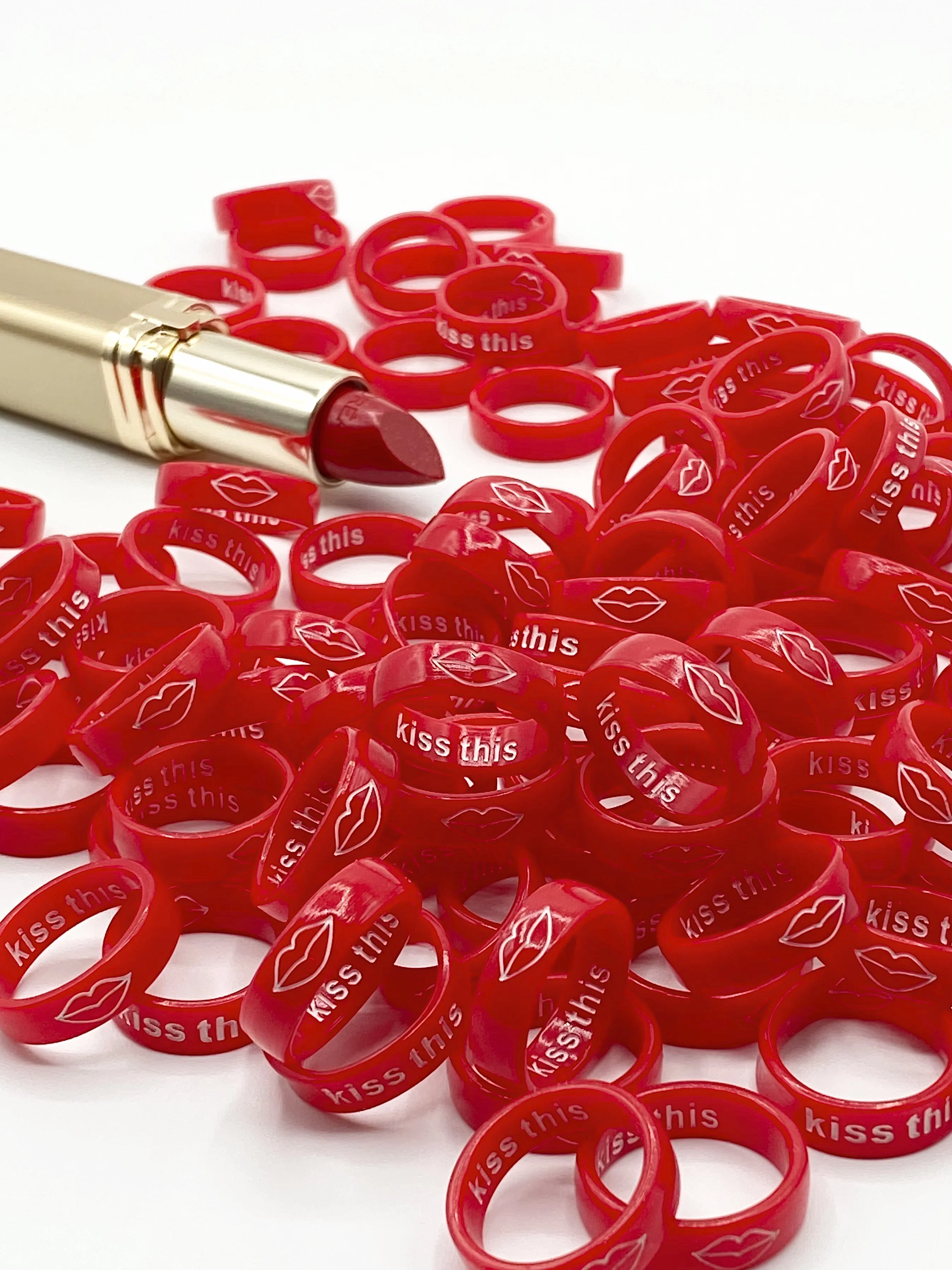 Flip Reversible lips / kiss this Ring - Image 11