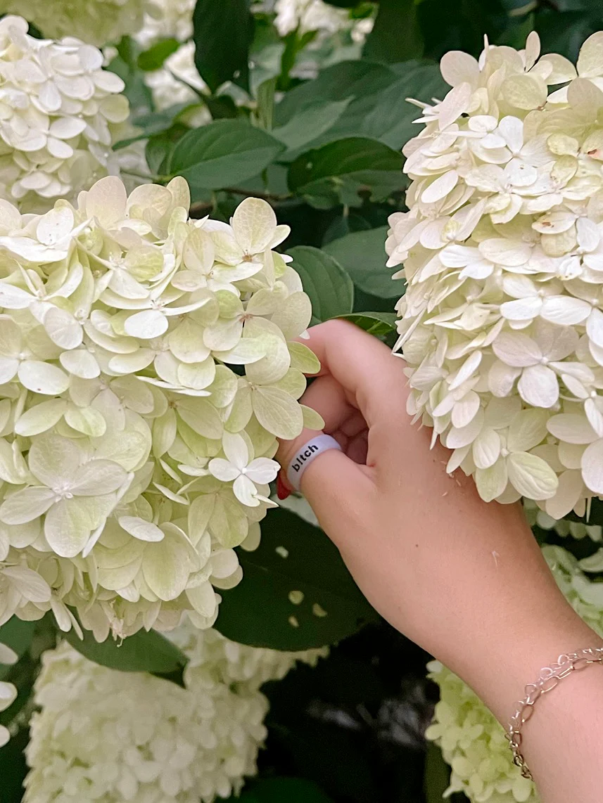 Flip Reversible b!tch / legend ring - Image 5