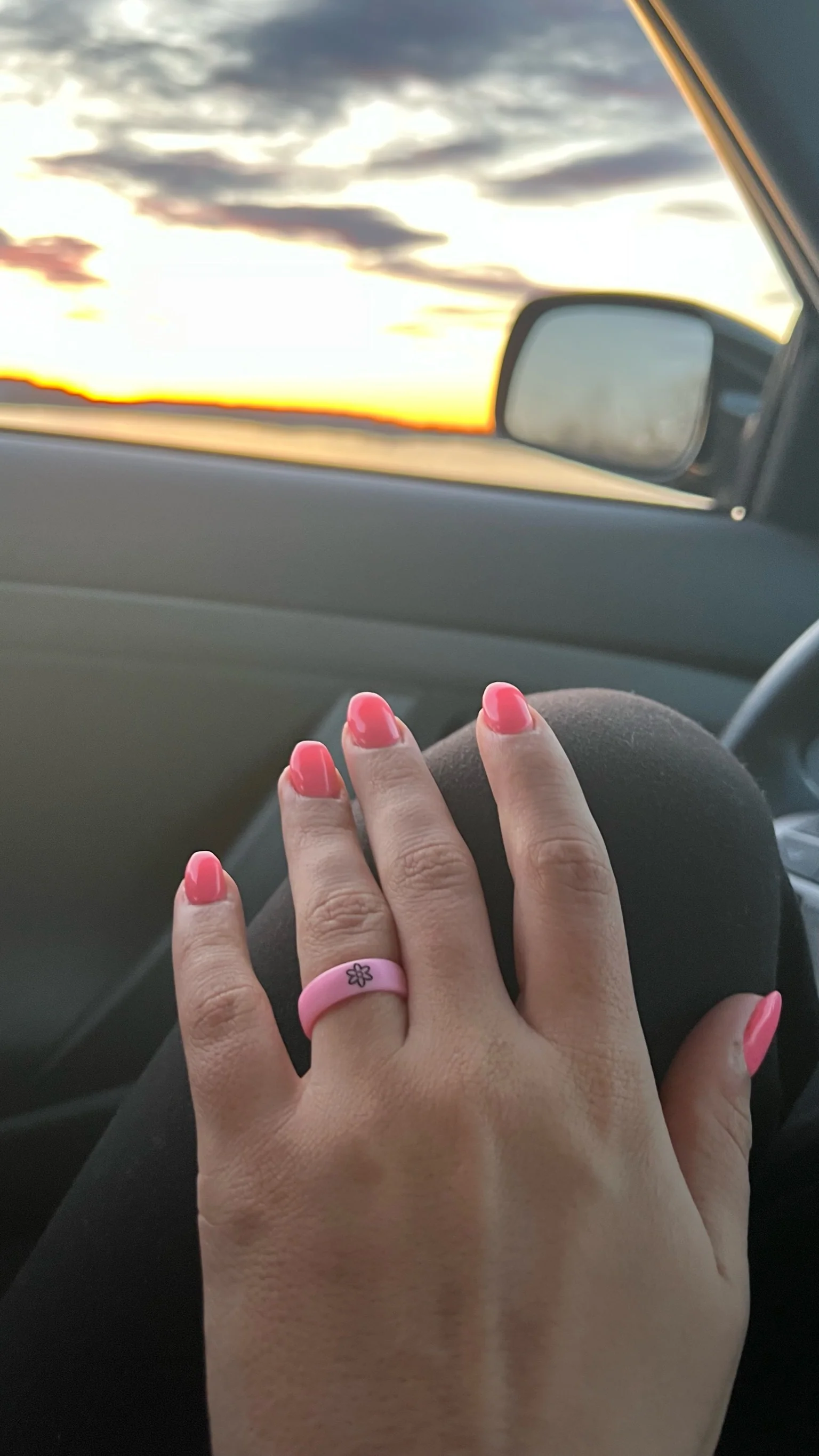 Reversible Flip Flower Power Pink Ring - Image 11