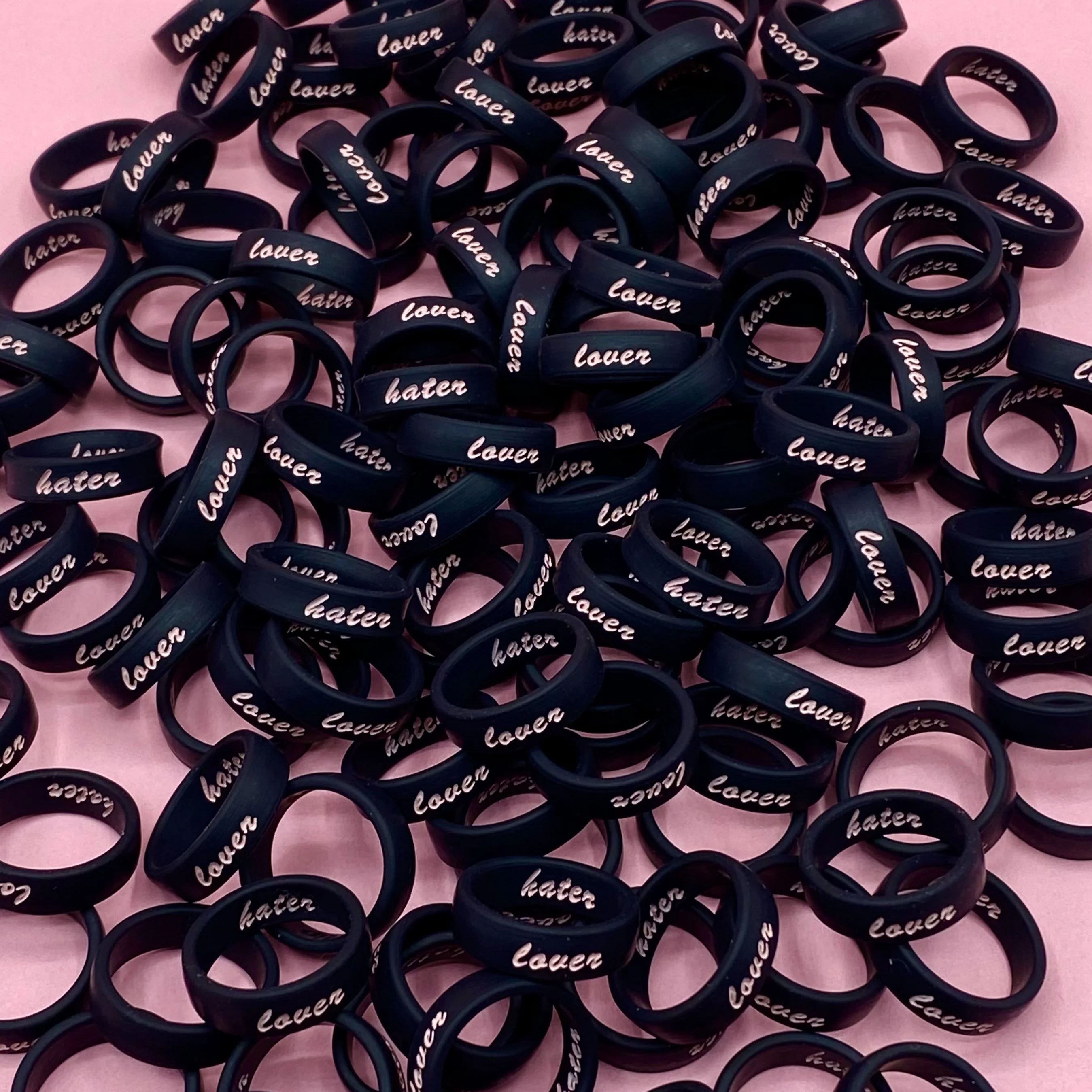 Flip Reversible lover / hater ring - Image 3