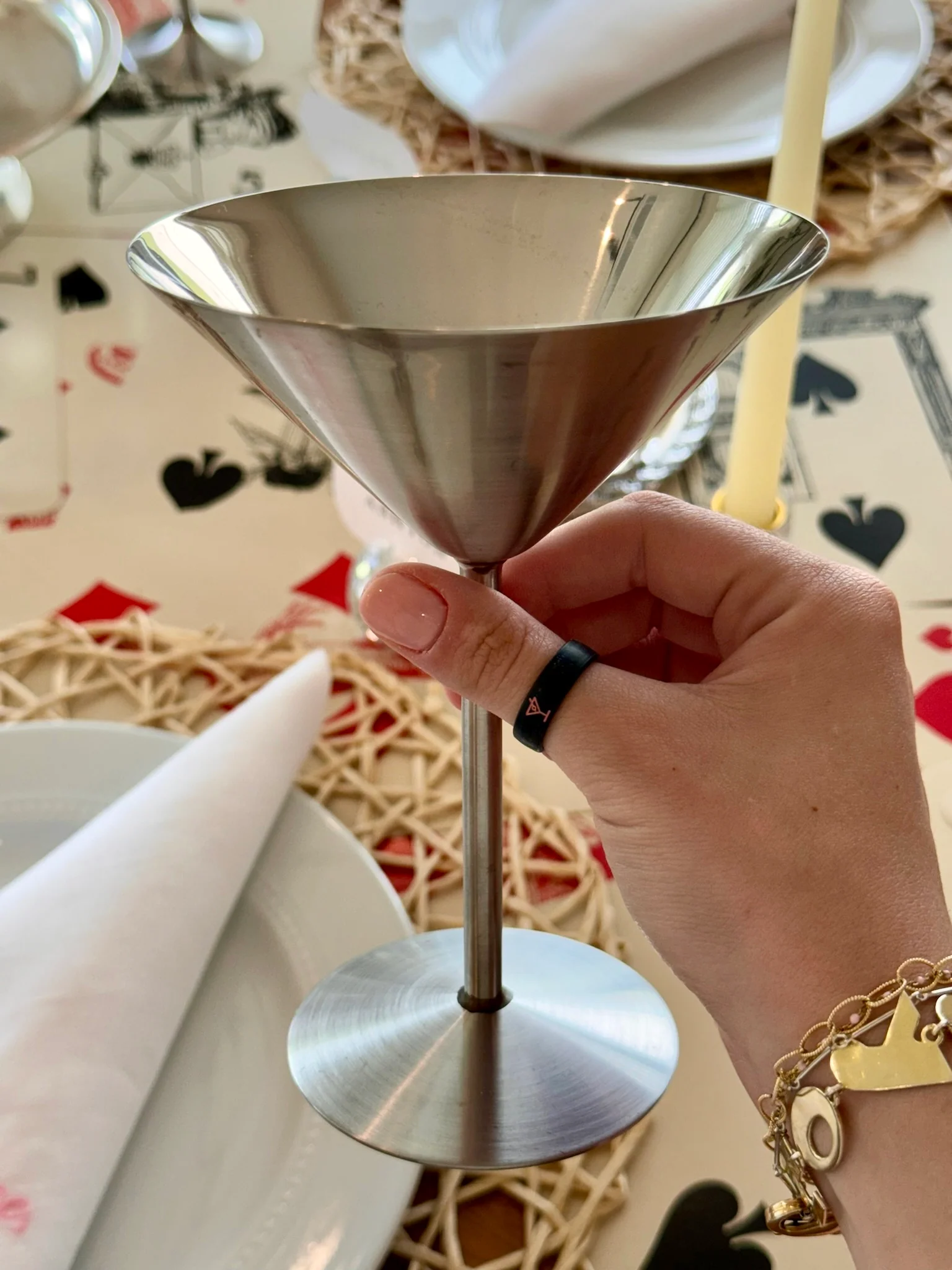 Flip Reversible martini glass / tipsy ring - Image 9
