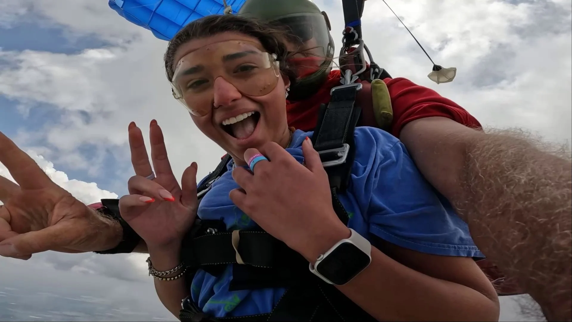 Flip Reversible smile / frown ring electric blue - Image 18