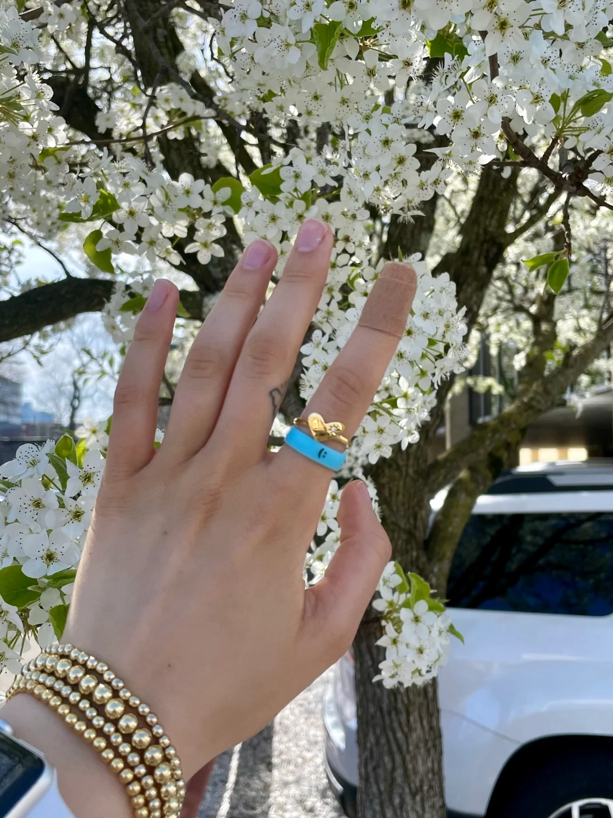 Flip Reversible smile / frown ring electric blue - Image 8