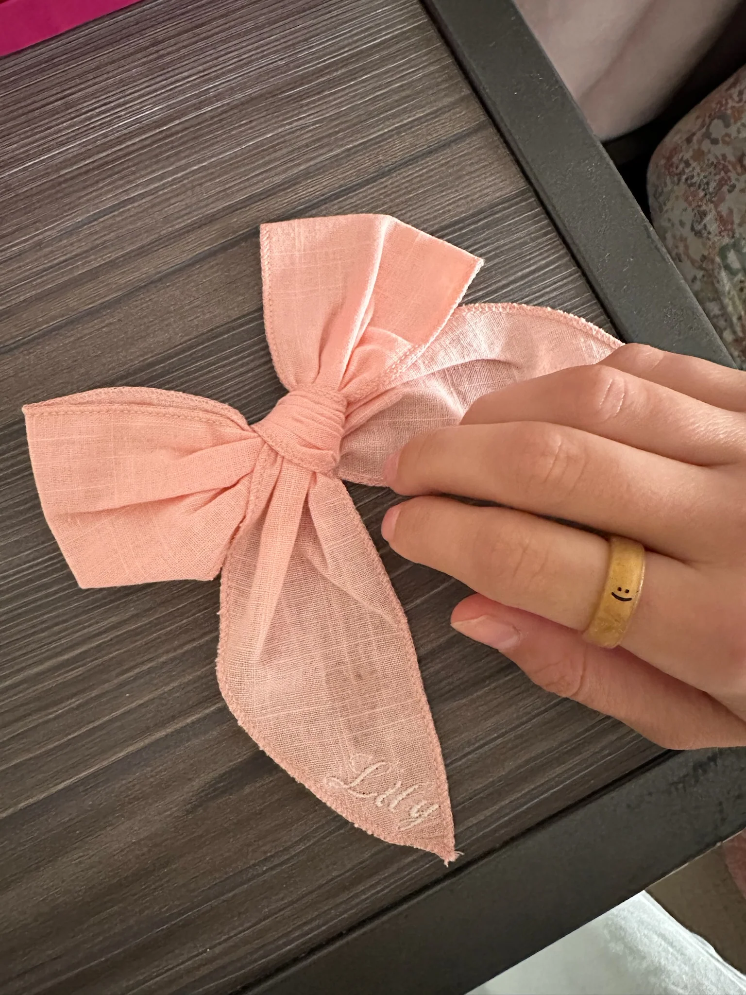 Flip Reversible smile / frown gold ring - Image 3