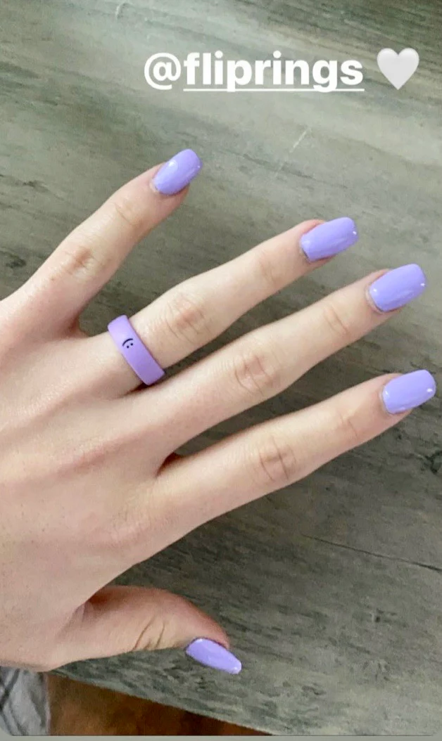 Flip Reversible smile / frown ring lavender - Image 3