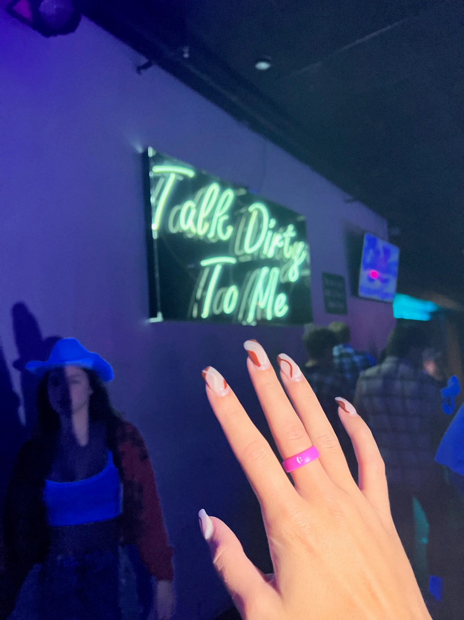 Flip Reversible smile / frown ring magenta - Image 15