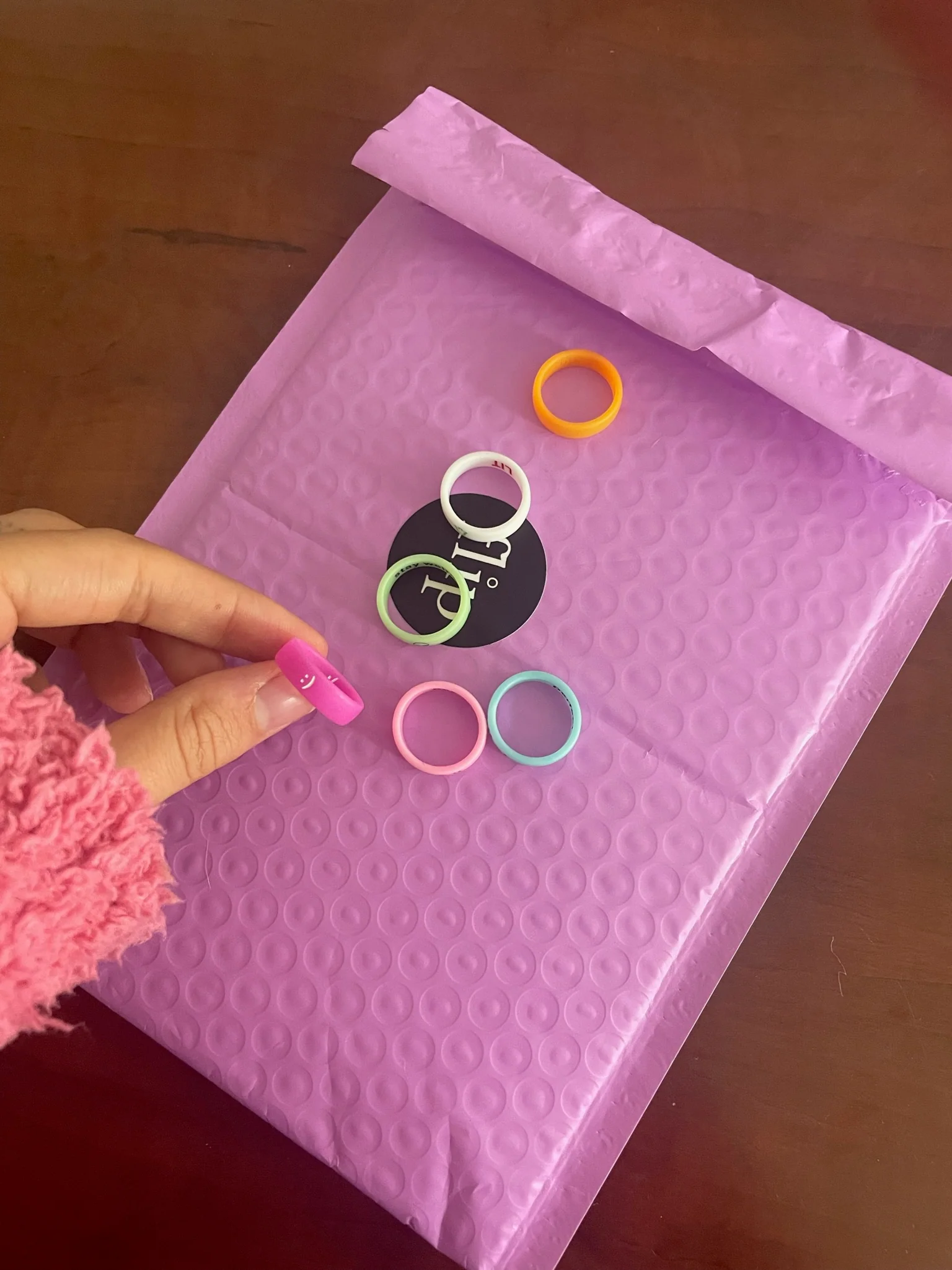 Flip Reversible smile / frown ring magenta - Image 17