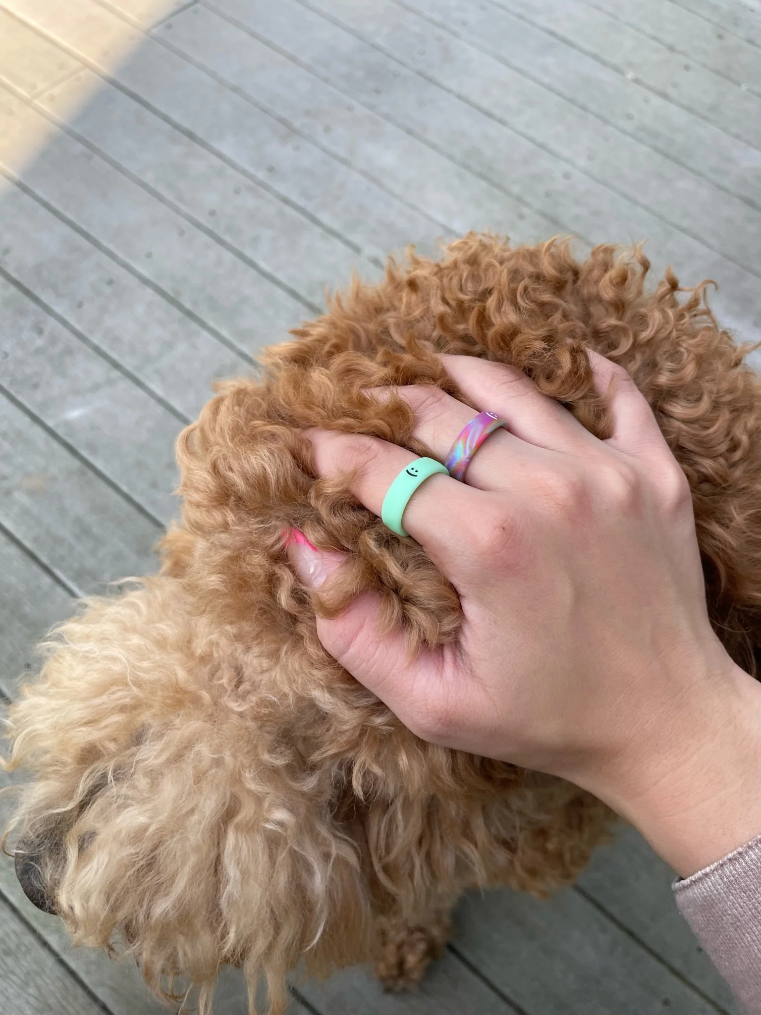 Flip Reversible smile / frown ring matcha green - Image 3