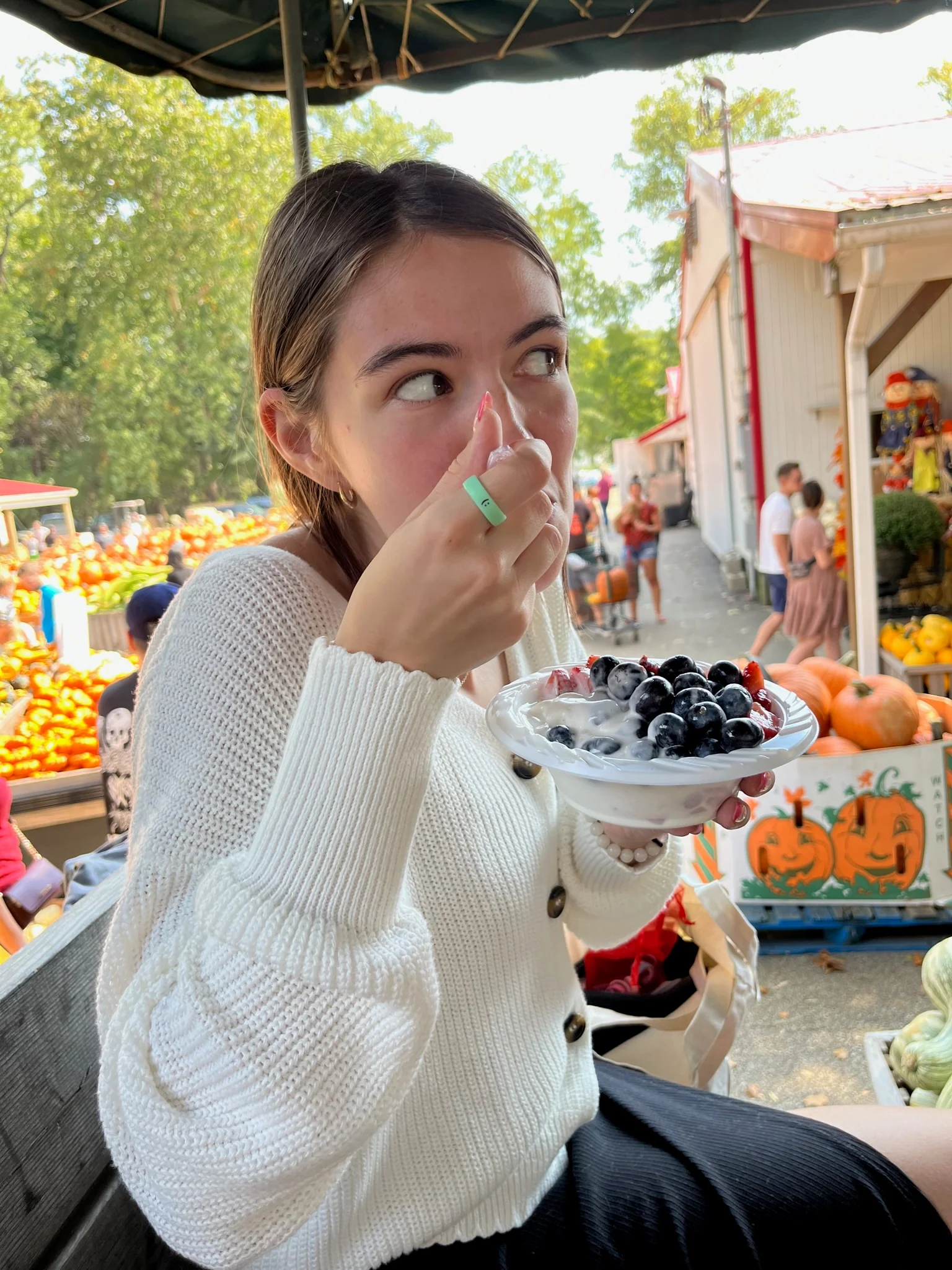 Flip Reversible smile / frown ring matcha green - Image 8