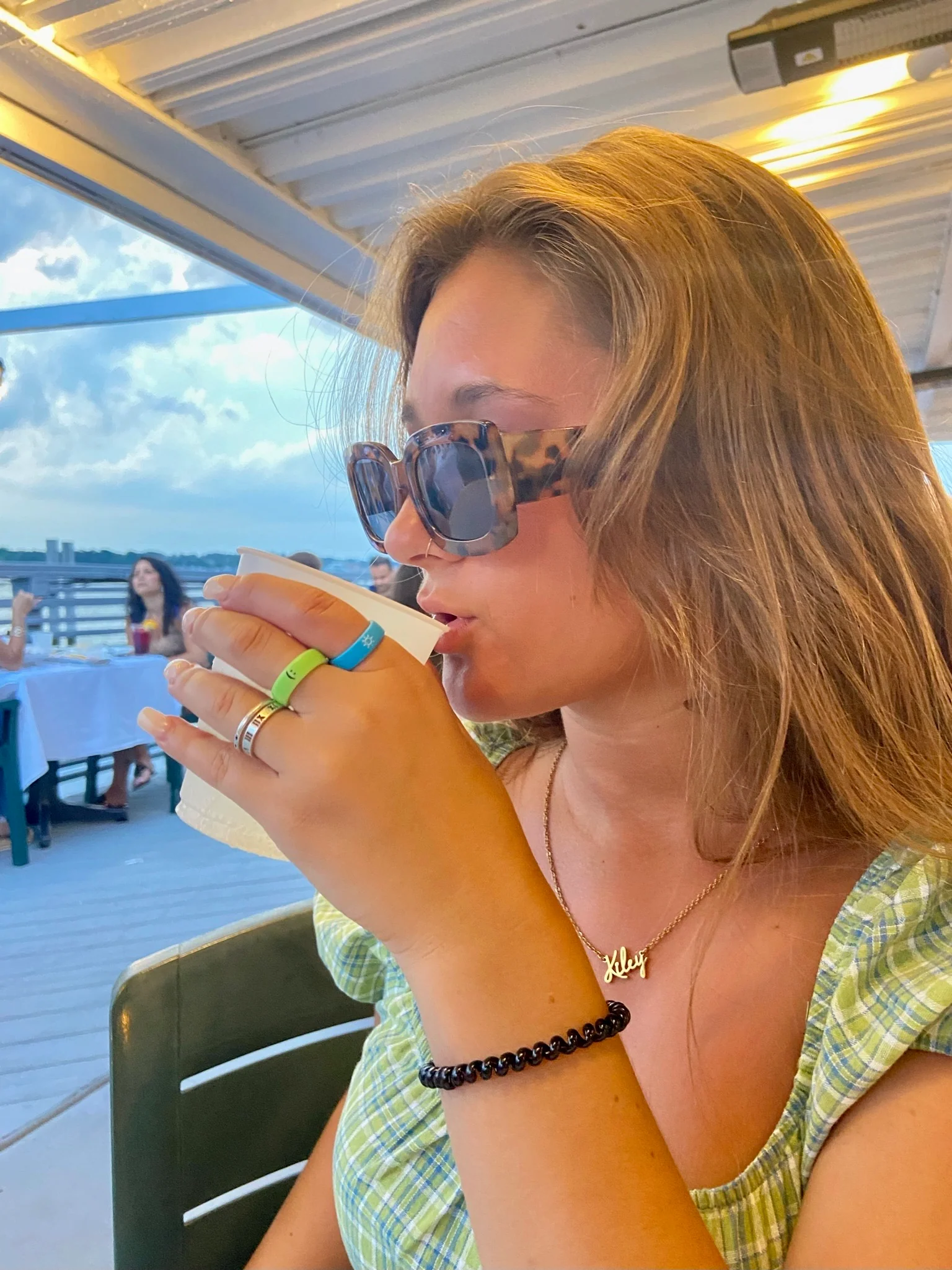 Flip Reversible smile / frown ring neon green - Image 5