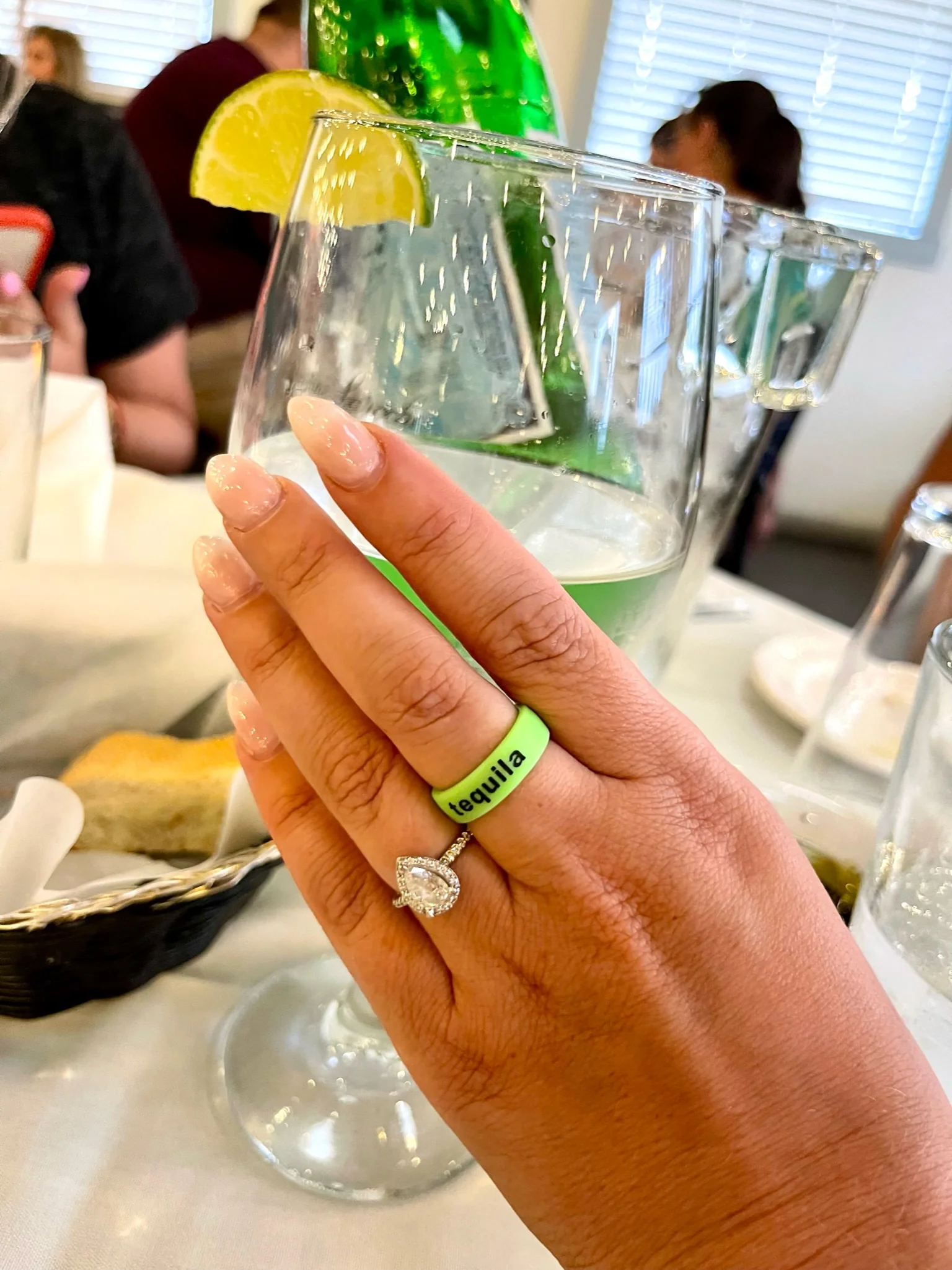 Flip Reversible tequila / tacos ring - Image 27