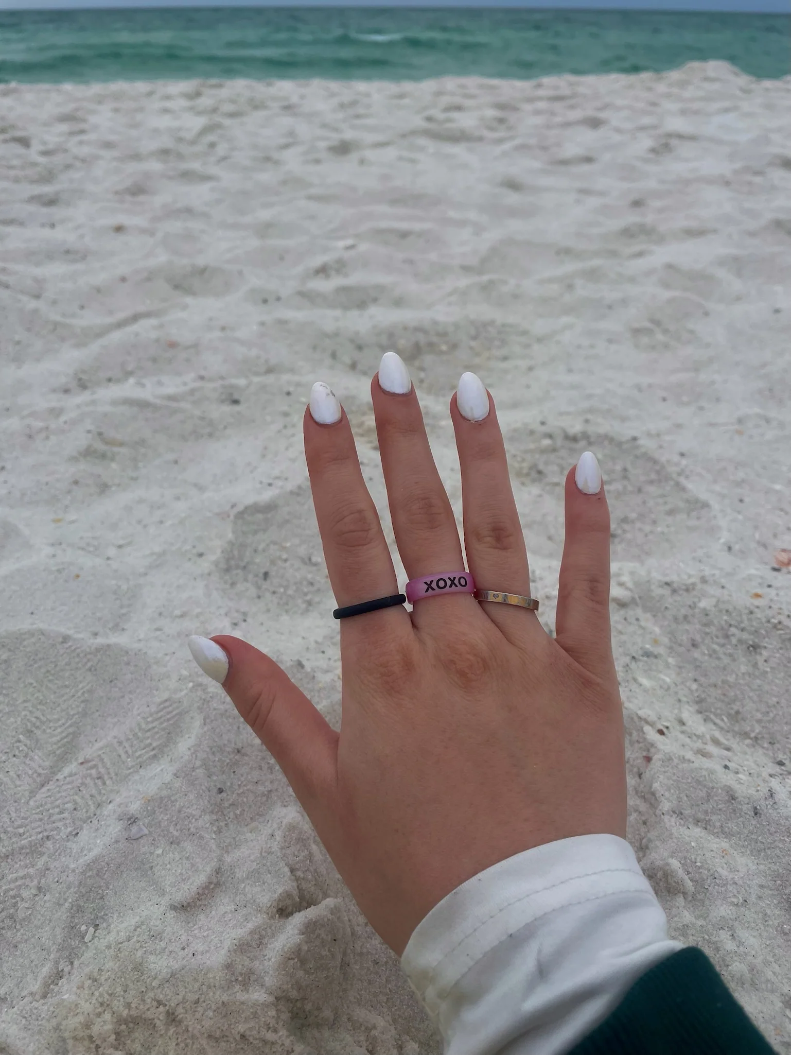 Flip Reversible XOXO / BFFR ring - Image 7